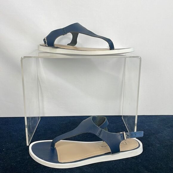 BCBG Blue Thong Flats Sandals - Picture 1 of 5